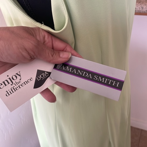 Beautiful summer or Graduation dress!!๐ - Picture 3 of 6